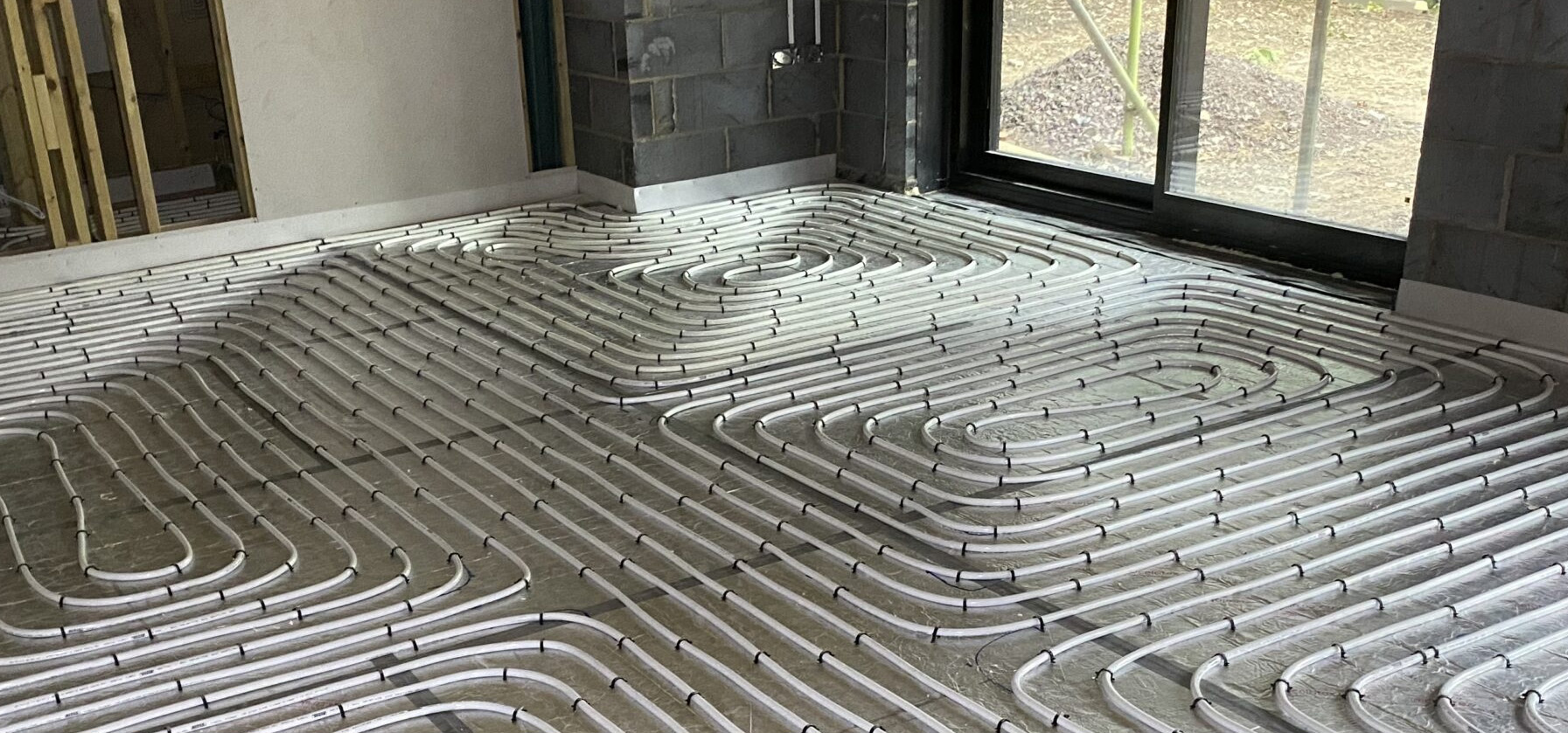 https://snellheating.co.uk/wp-content/uploads/2024/10/underfloor.jpg